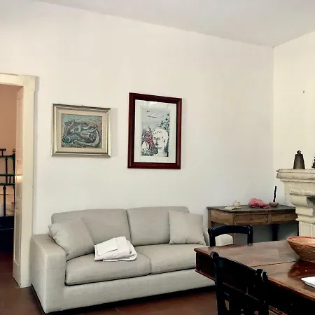 Damigella Scapigliata Casa vacanze *